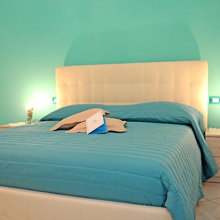 L'Isola Del Postino Rooms Procida Exterior photo