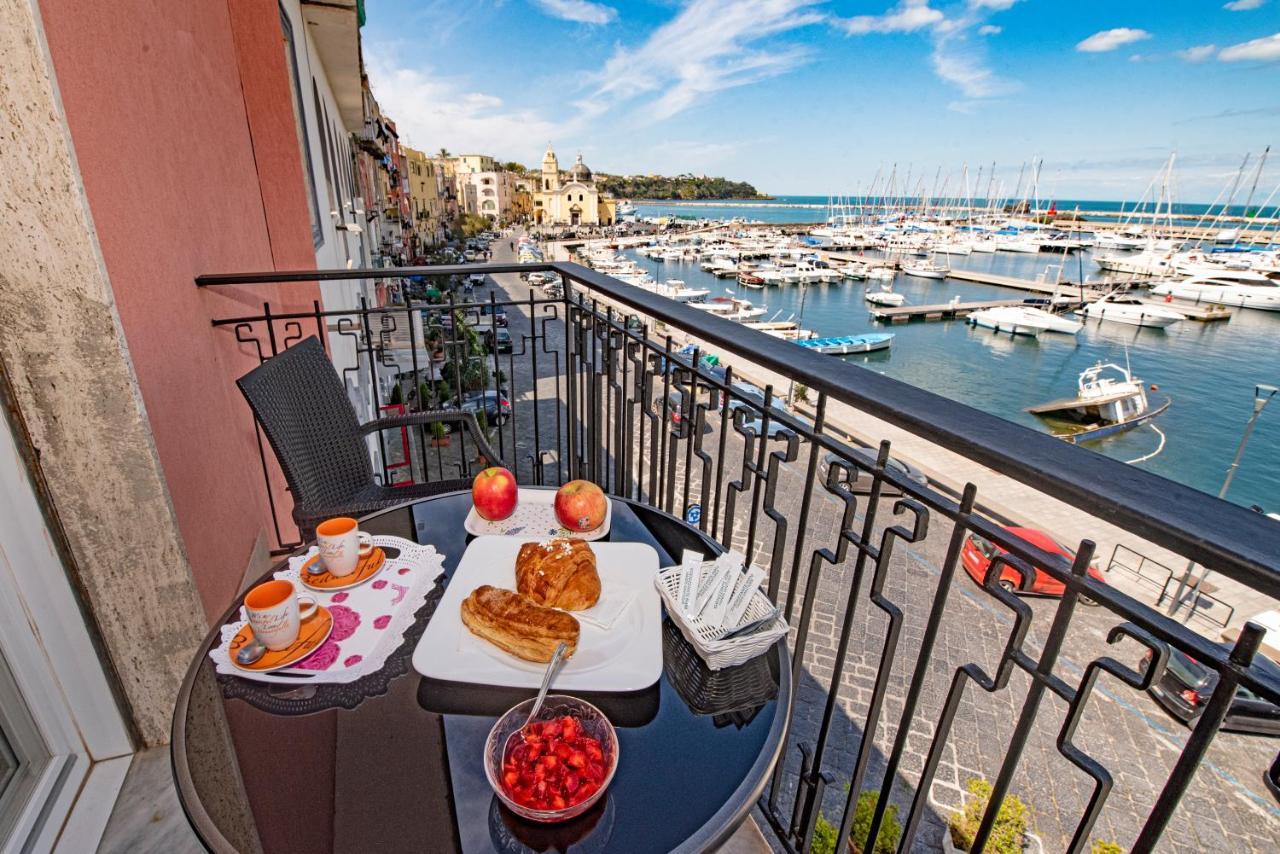 L'Isola Del Postino Rooms Procida Exterior photo