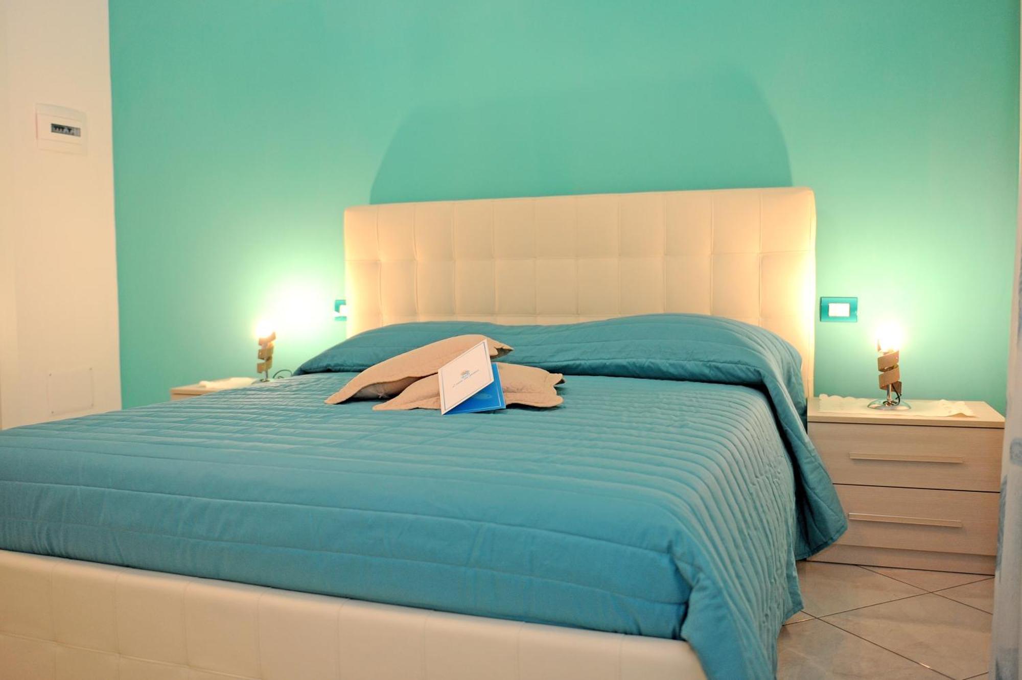 L'Isola Del Postino Rooms Procida Exterior photo